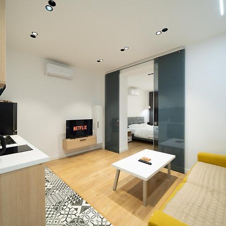 Cosy Urban Central Apartment Tirana Exterior photo